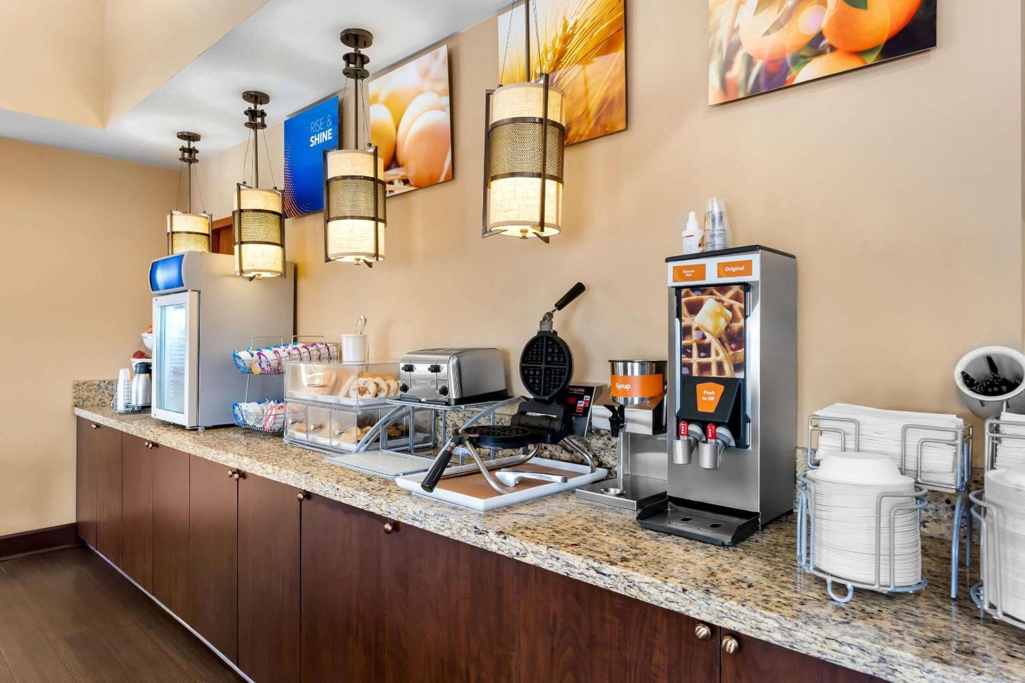 Comfort Suites Clovis Zewnętrze zdjęcie